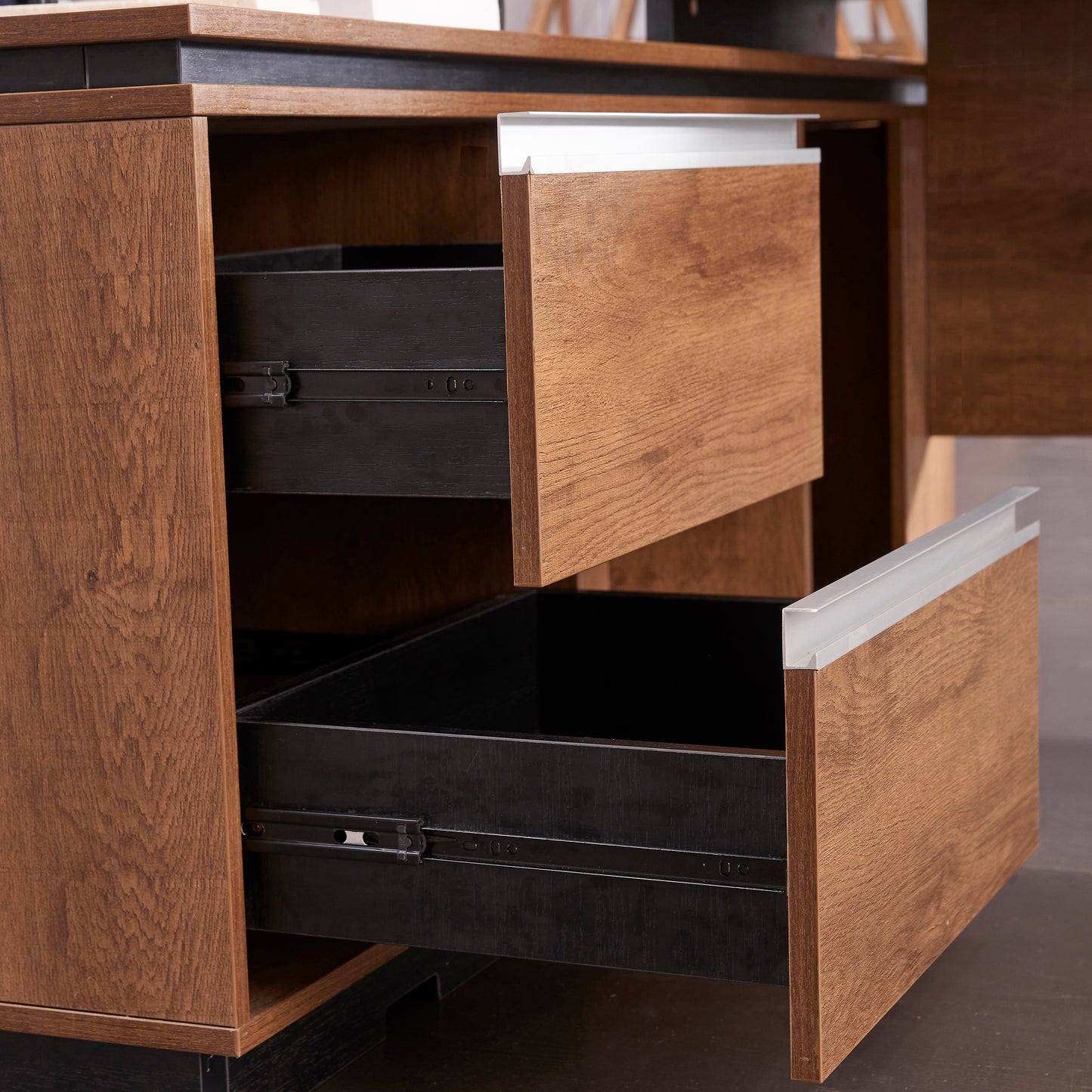 Criterion Mentor Executive Desk 1600mm Dark Oak Black Left Hand Return