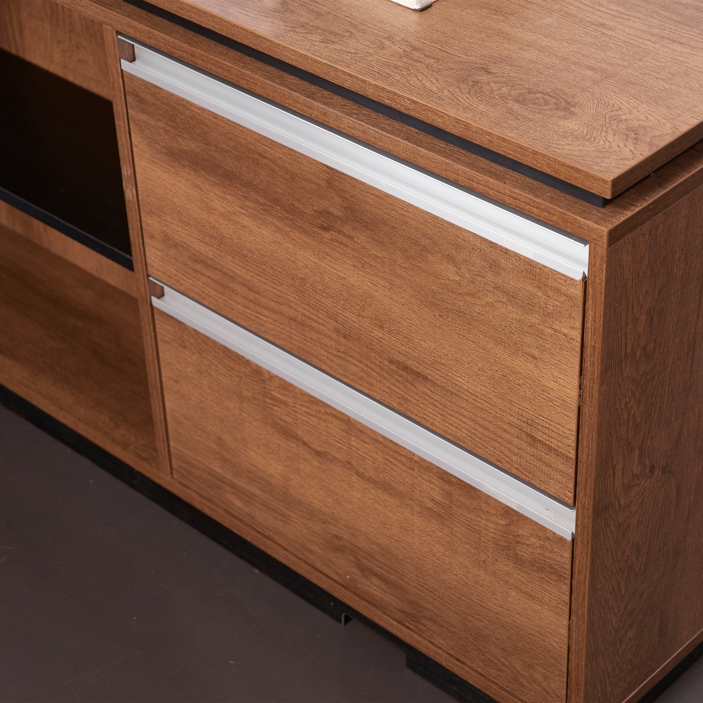 Criterion Mentor Executive Desk 1600mm Dark Oak Black  Right Hand Return