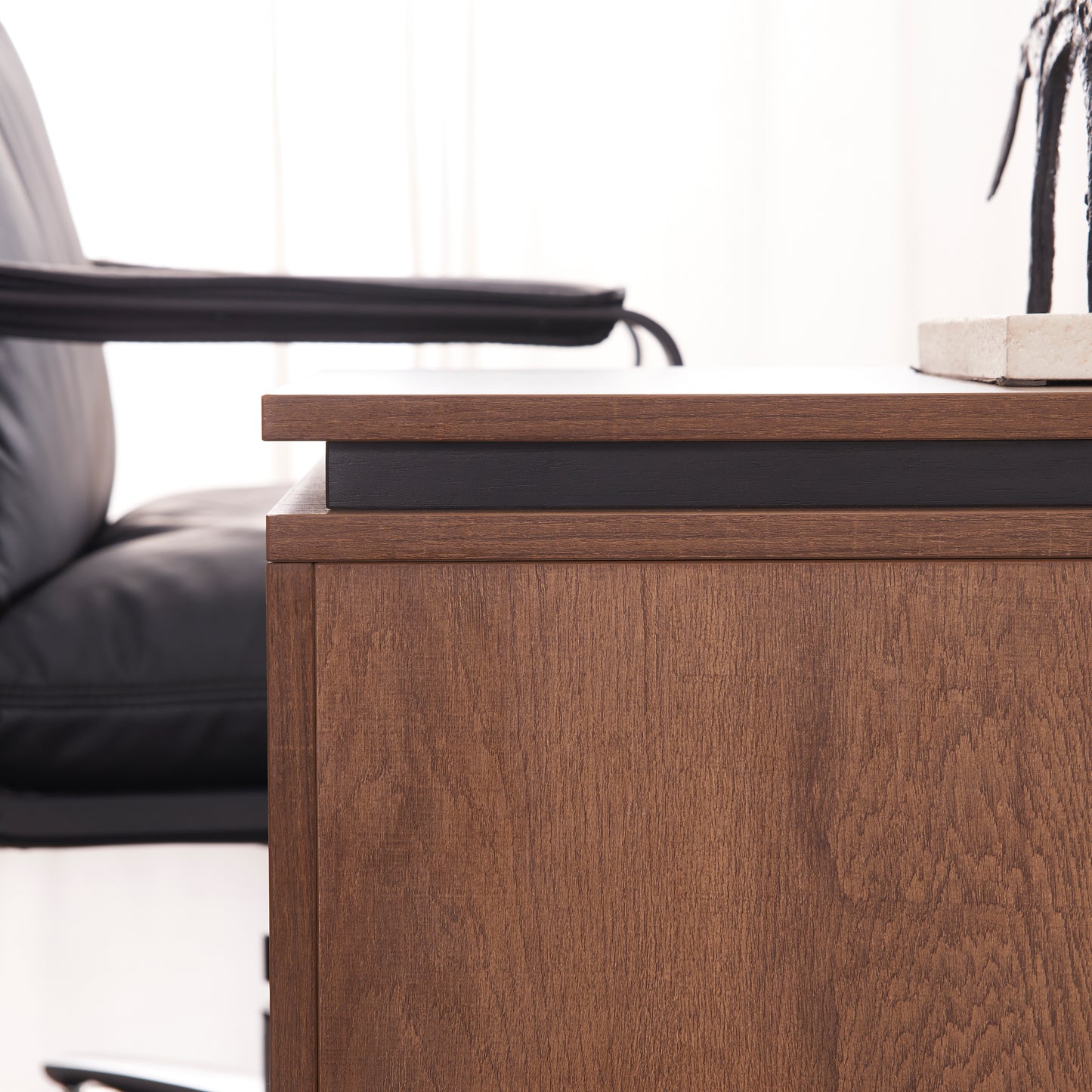 Criterion Mentor Executive Desk 1600mm Dark Oak Black  Right Hand Return